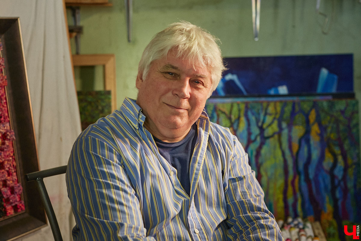 Знакомьтесь, импровизионизм. Нет-нет, мы не ошиблись и написали верно. Так называется стиль живописи, созданный владимирским художником. Работы Сергея Игнатова признаны во всем мире: выигрывают награды, выставляются за рубежом, продаются в частные коллекции за десятки тысяч евро. «Ключ-Медиа» заглянул в святая святых — мастерскую автора, чтобы приобщиться к прекрасному.