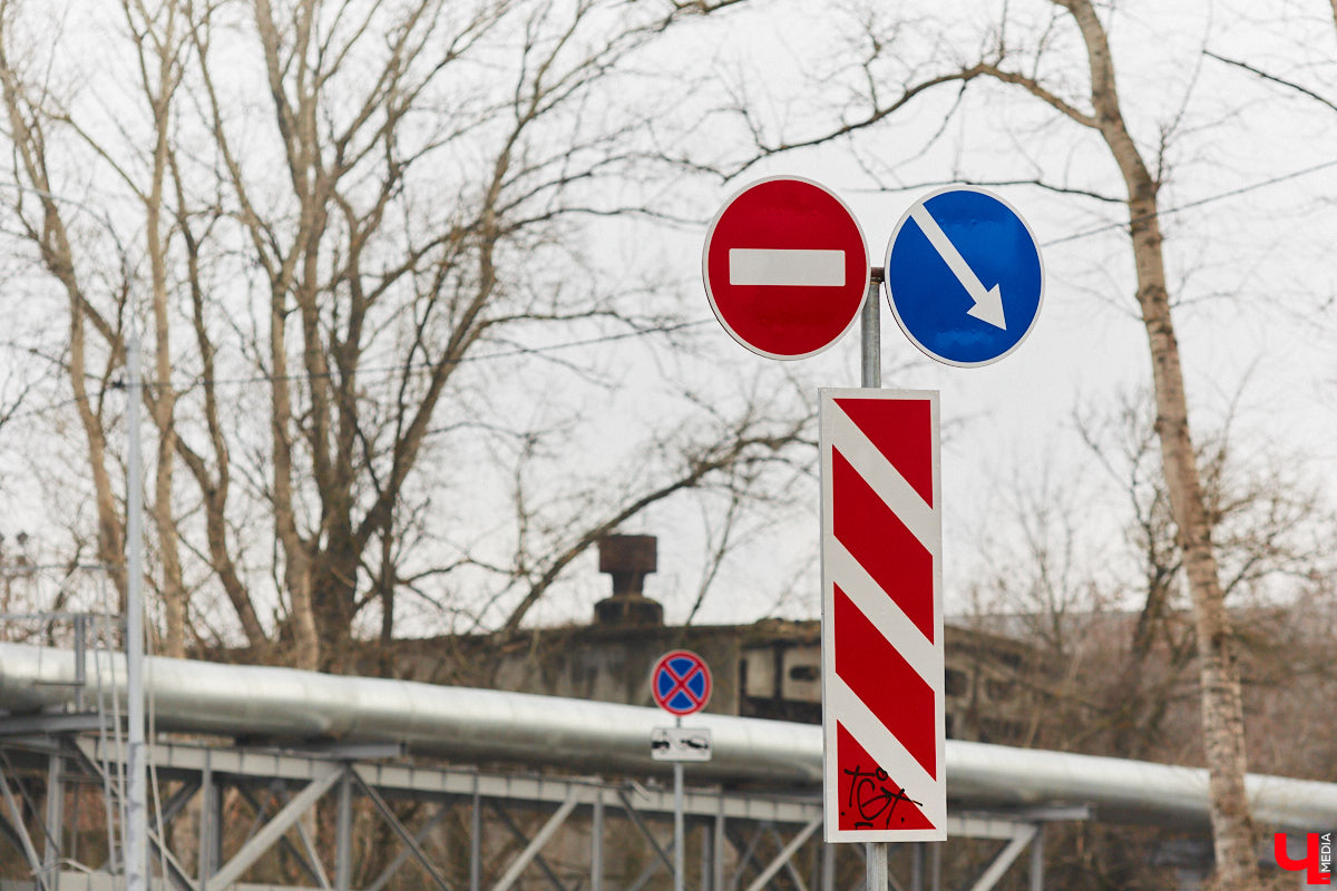 Дорожники наконец-то определились со сроками открытия Рпенского проезда. Приятный сюрприз жителей областного центра ждет уже в ближайшее время. Трасса готова на 90 %, осталось замкнуть ее со стороны улицы Юбилейной, где на днях снесли последний жилой дом. «Ключ-Медиа» прогулялся по большой стройке.