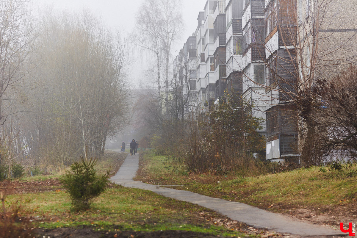 Дорожники наконец-то определились со сроками открытия Рпенского проезда. Приятный сюрприз жителей областного центра ждет уже в ближайшее время. Трасса готова на 90 %, осталось замкнуть ее со стороны улицы Юбилейной, где на днях снесли последний жилой дом. «Ключ-Медиа» прогулялся по большой стройке.