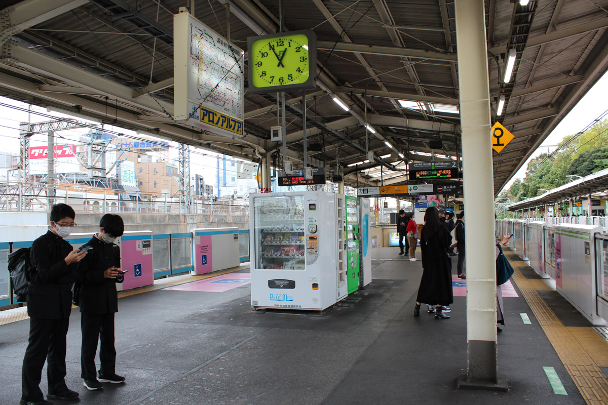 Свой день рождения жительница Владимира Елена Васильева в этом году решила отметить практически на краю земли, в далекой Японии. Выбор на нее пал не случайно, данная поездка стала для девушки юбилейной. Предлагаем послушать интересный рассказ о Стране восходящего солнца.