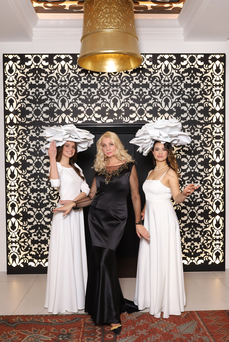 В региональной столице 1 октября стартовал официальный областной конкурс «Миссис Владимирская Красавица — 2023». О том, что интересного произошло за эти полтора месяца, сколько участниц претендует на главную корону и какие темы выбраны для фотосессий, читайте на сайте «Ключ-Медиа».