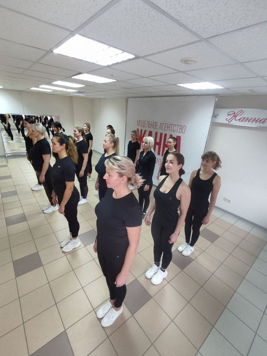 В региональной столице 1 октября стартовал официальный областной конкурс «Миссис Владимирская Красавица — 2023». О том, что интересного произошло за эти полтора месяца, сколько участниц претендует на главную корону и какие темы выбраны для фотосессий, читайте на сайте «Ключ-Медиа».