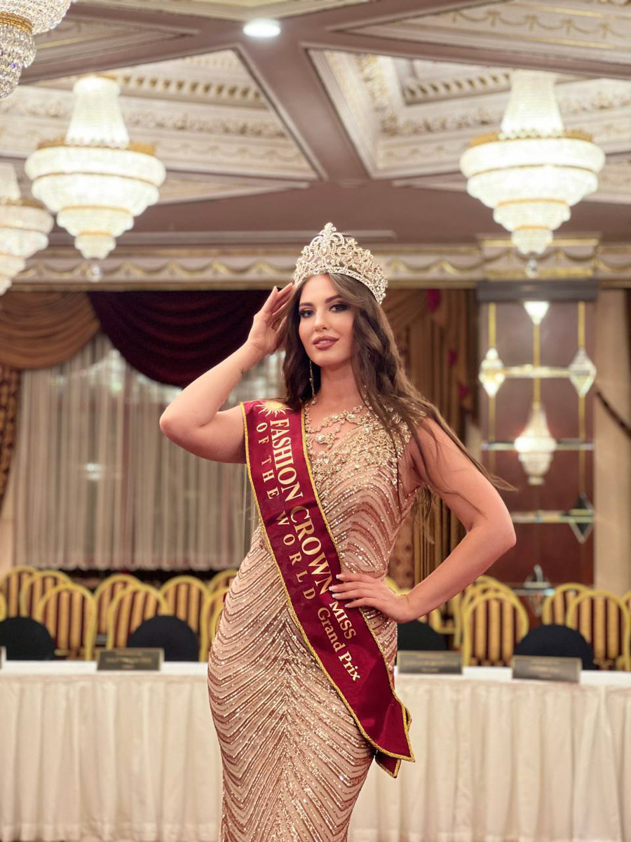 Владимирские девушки завоевали сразу три титула на международном конкурсе красоты «Fashion crown of the world» в Турции. Нашу страну и, конечно, 33-й регион представляли три участницы, которые получили короны в категориях «Мисс», «Миссис» и «Size+».