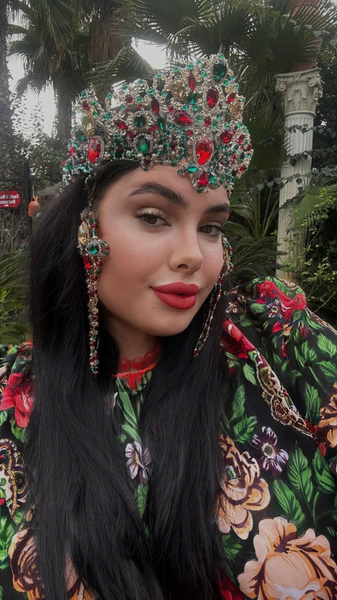 Владимирские девушки завоевали сразу три титула на международном конкурсе красоты «Fashion crown of the world» в Турции. Нашу страну и, конечно, 33-й регион представляли три участницы, которые получили короны в категориях «Мисс», «Миссис» и «Size+».