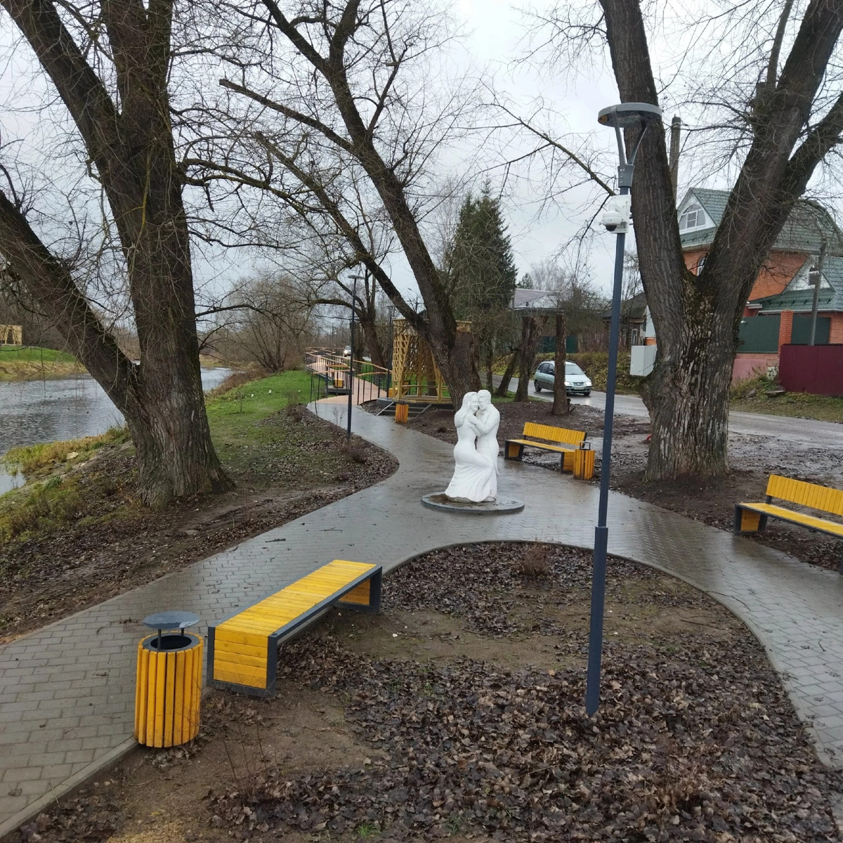 Обновление еще одного общественного пространства во Владимирской области подошло к концу. Показываем, какую набережную в Судогде успели сделать за полгода и 70 миллионов рублей.