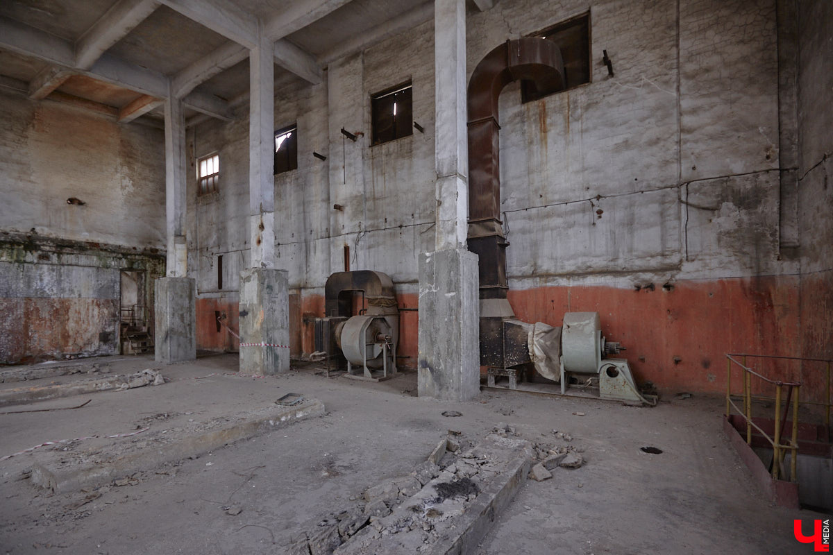 Как только бывшая владимирская ТЭЦ-1 получила второй шанс, в ней начала кипеть жизнь. Сейчас она заполнилась яркими резидентами, среда вокруг которых преображается с бешеной скоростью. О работах по превращению производственного комплекса в креативное пространство «Ключ-Медиа» расспросил владельца «Турбины».