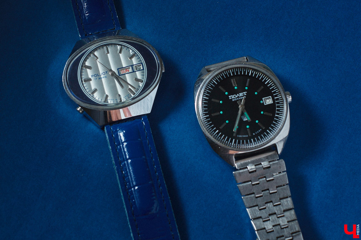 Вы наверняка помните часы советских времен: массивный браслет на стене или тонкий ремешок с циферблатом на запястье мамы. У некоторых они хранятся до сих пор, а кто-то даже собрал внушительную коллекцию. У Дмитрия Фиалковского из Владимира около 300 механизмов, и самые интересные из них воочию оценил «Ключ-Медиа».