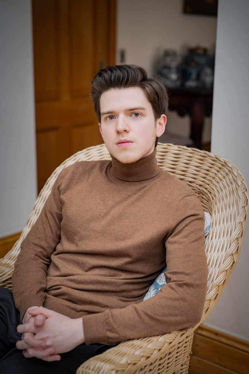 Студент Королевской академии музыки в Лондоне Никита Демиденко начинал свой творческий путь во Владимире. Сейчас молодой человек готовится поступить в магистратуру и запускает свой новый уникальный проект. При этом о родном городе у него остались только самые теплые воспоминания.