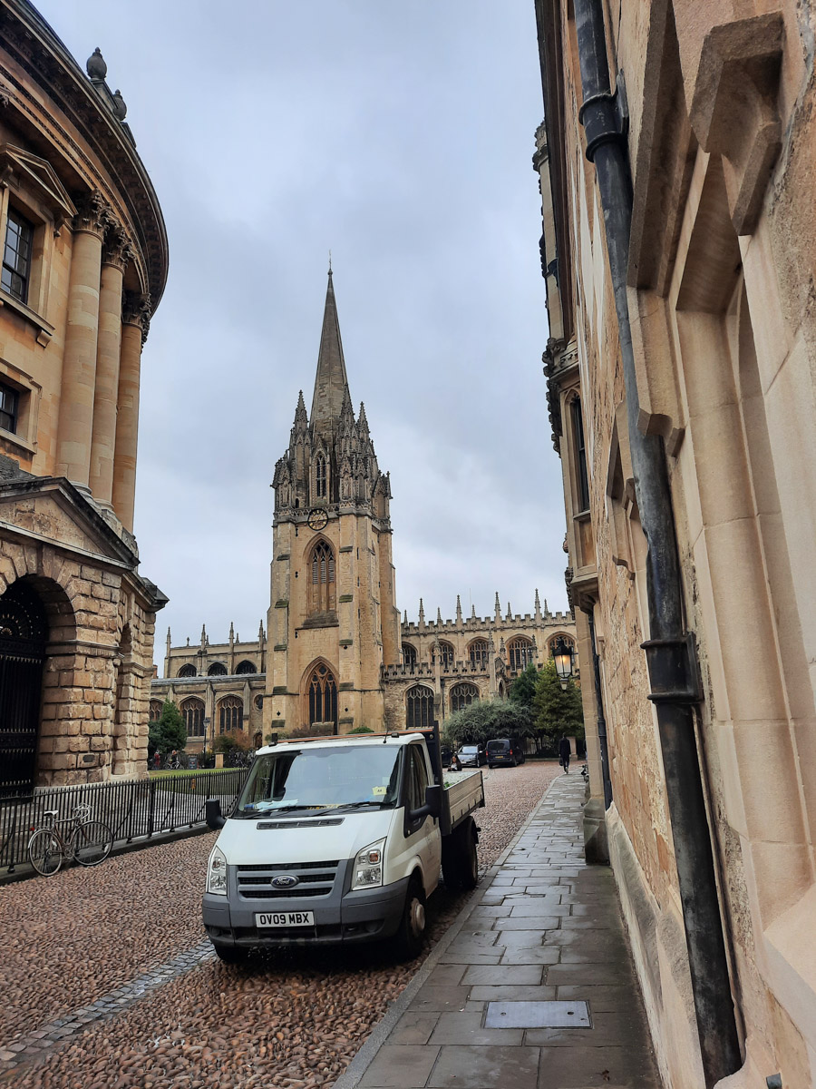 Студент Королевской академии музыки в Лондоне Никита Демиденко начинал свой творческий путь во Владимире. Сейчас молодой человек готовится поступить в магистратуру и запускает свой новый уникальный проект. При этом о родном городе у него остались только самые теплые воспоминания.