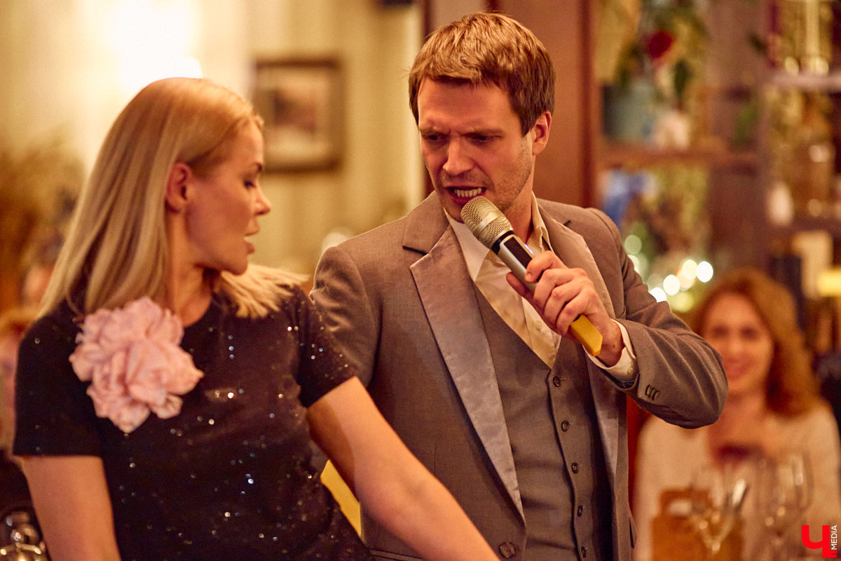 Известный многим ресторан, расположенный на центральной улице Владимира, снова удивил необычным форматом ужина на свой юбилей. Всего за один вечер посетители заведения смогли побывать в Испании, Италии, Южной Африке и Франции. Не забыли, конечно, и о национальной кухне. Подробнее в фоторепортаже «Ключ-Медиа».