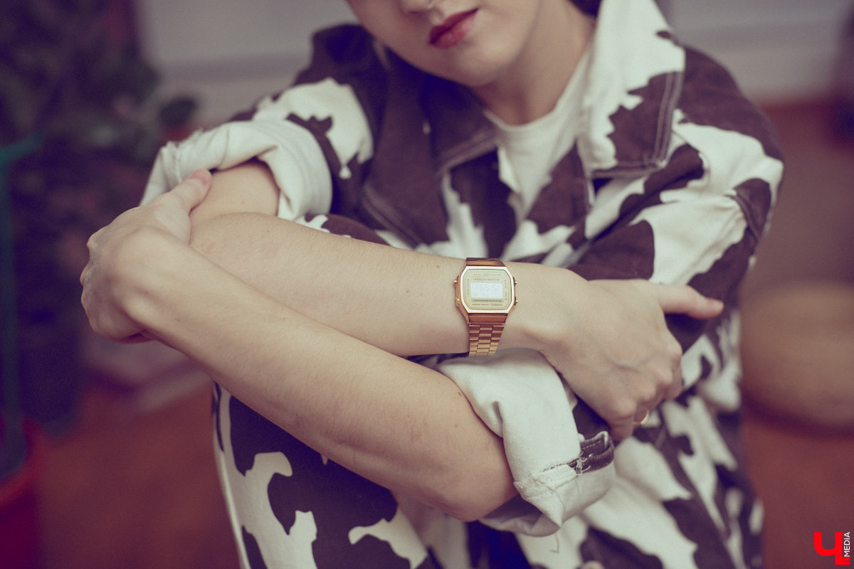 Одна из сторон жизни актера — перевоплощение. Ему удается примерить на себя не один десяток образов и костюмов. Впрочем, это не отменяет того факта, что у исполнителя ролей есть свои вкус, стиль и предпочтения в одежде. Какие они у звезды владимирской сцены Ариадны Брунер, узнал «Ключ-Медиа».