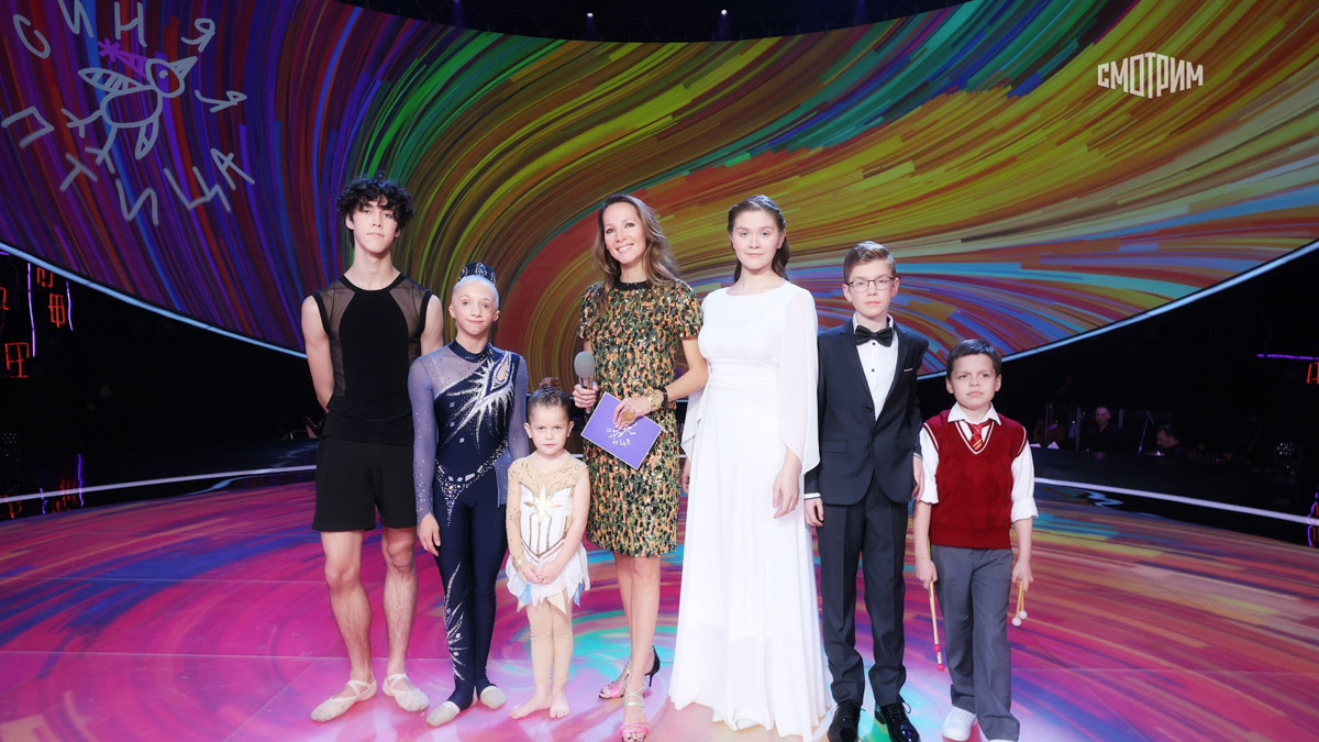 Шестнадцатилетняя Вероника Мухина борется за выход в финал популярного проекта для юных талантов с говорящим названием. Поймать свою удачу за хвост девушке уже удалось, исполнив песню Леонида Агутина. Теперь она борется за выход в финал. И поддержать ее своими голосами можем и мы с вами! Подробнее на «Ключ-Медиа».