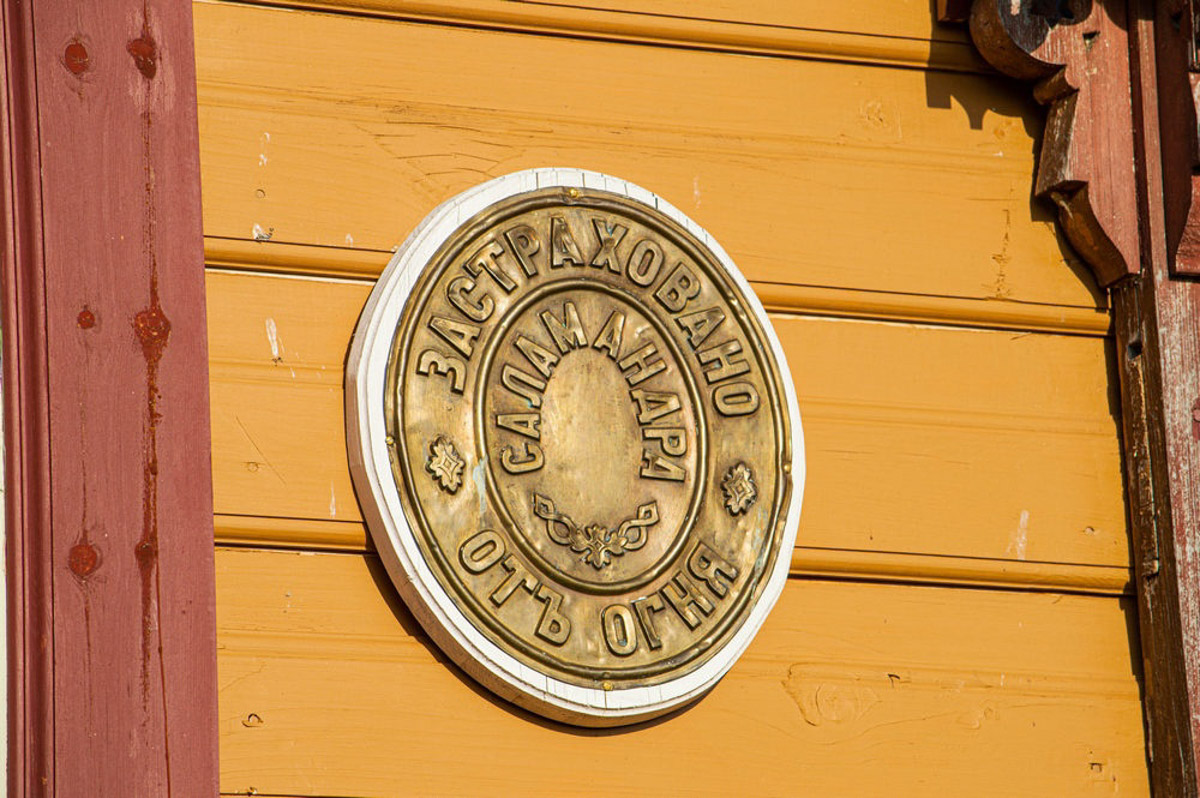 У фотографа из Владимира Кирилла Жукова собрана целая копилка ценных архитектурных находок со всей России. Резные терема, шикарные усадьбы известных людей, легендарные дома. О самых значимых объектах в коллекции путешественник поведал и нам.