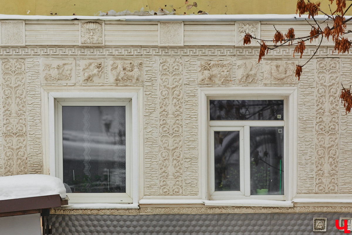 2-я Никольская располагается в одной из старейших частей областного центра, появившейся во времена правления Андрея Боголюбского. Тогда ее называли Новым городом. Несмотря на это, сама улица имеет не столь длинную историю. Зато невероятно интересную!