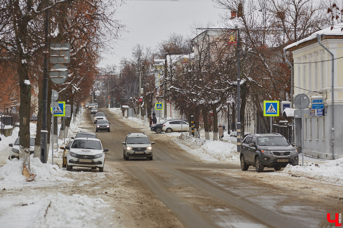 2-я Никольская располагается в одной из старейших частей областного центра, появившейся во времена правления Андрея Боголюбского. Тогда ее называли Новым городом. Несмотря на это, сама улица имеет не столь длинную историю. Зато невероятно интересную!