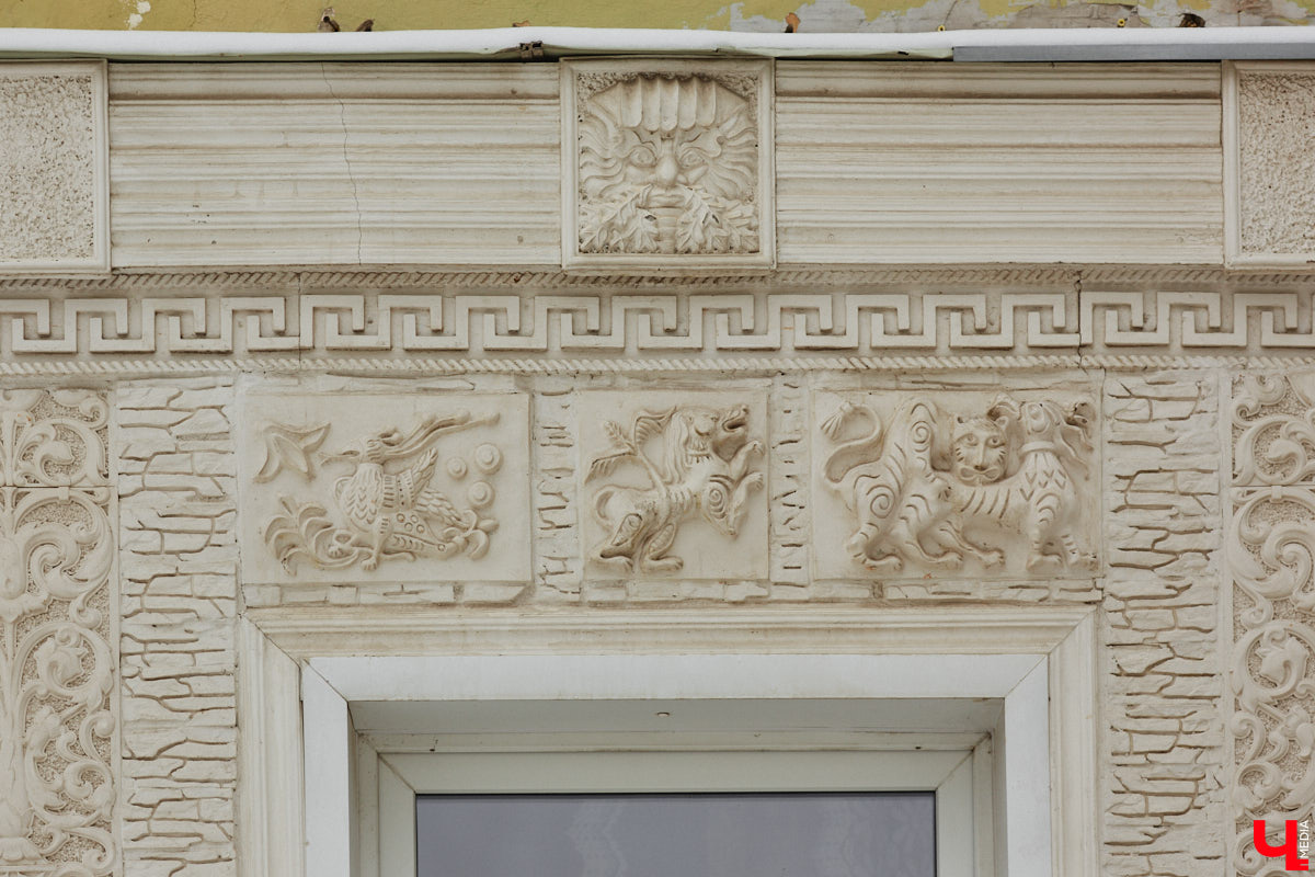 2-я Никольская располагается в одной из старейших частей областного центра, появившейся во времена правления Андрея Боголюбского. Тогда ее называли Новым городом. Несмотря на это, сама улица имеет не столь длинную историю. Зато невероятно интересную!