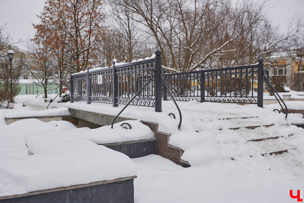2-я Никольская располагается в одной из старейших частей областного центра, появившейся во времена правления Андрея Боголюбского. Тогда ее называли Новым городом. Несмотря на это, сама улица имеет не столь длинную историю. Зато невероятно интересную!