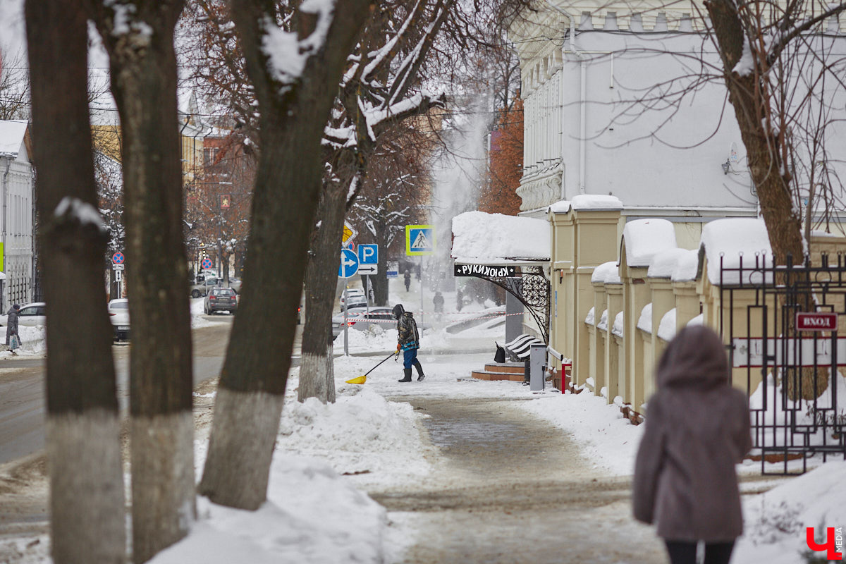 2-я Никольская располагается в одной из старейших частей областного центра, появившейся во времена правления Андрея Боголюбского. Тогда ее называли Новым городом. Несмотря на это, сама улица имеет не столь длинную историю. Зато невероятно интересную!