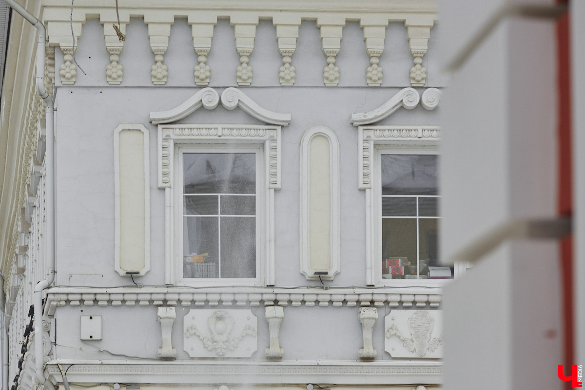 2-я Никольская располагается в одной из старейших частей областного центра, появившейся во времена правления Андрея Боголюбского. Тогда ее называли Новым городом. Несмотря на это, сама улица имеет не столь длинную историю. Зато невероятно интересную!