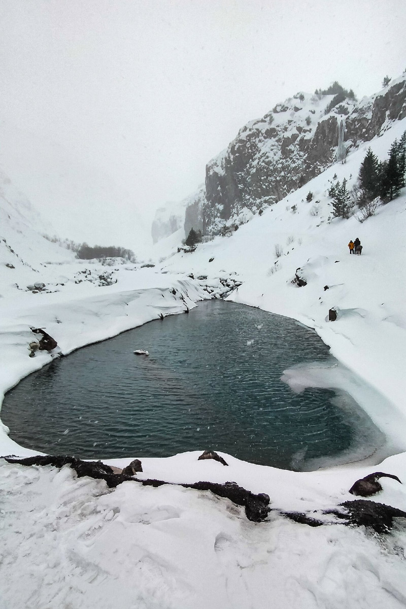 Владимирский фотограф Василий Никитинский провел отпуск в Кабардино-Балкарии. Приэльбрусье его покорило, а потому он всем рекомендует хоть раз в жизни посетить этот край. Своими впечатлениями мужчина поделился и с нашим изданием.