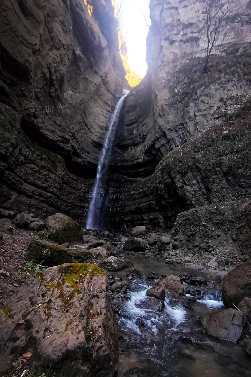Владимирский фотограф Василий Никитинский провел отпуск в Кабардино-Балкарии. Приэльбрусье его покорило, а потому он всем рекомендует хоть раз в жизни посетить этот край. Своими впечатлениями мужчина поделился и с нашим изданием.