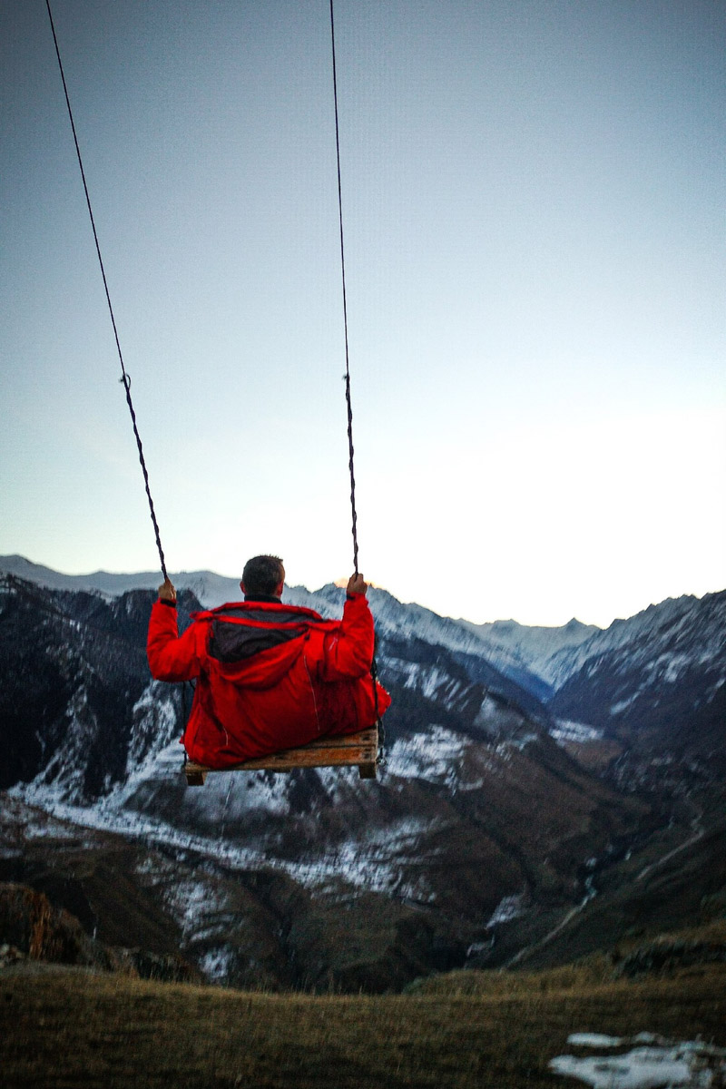Владимирский фотограф Василий Никитинский провел отпуск в Кабардино-Балкарии. Приэльбрусье его покорило, а потому он всем рекомендует хоть раз в жизни посетить этот край. Своими впечатлениями мужчина поделился и с нашим изданием.