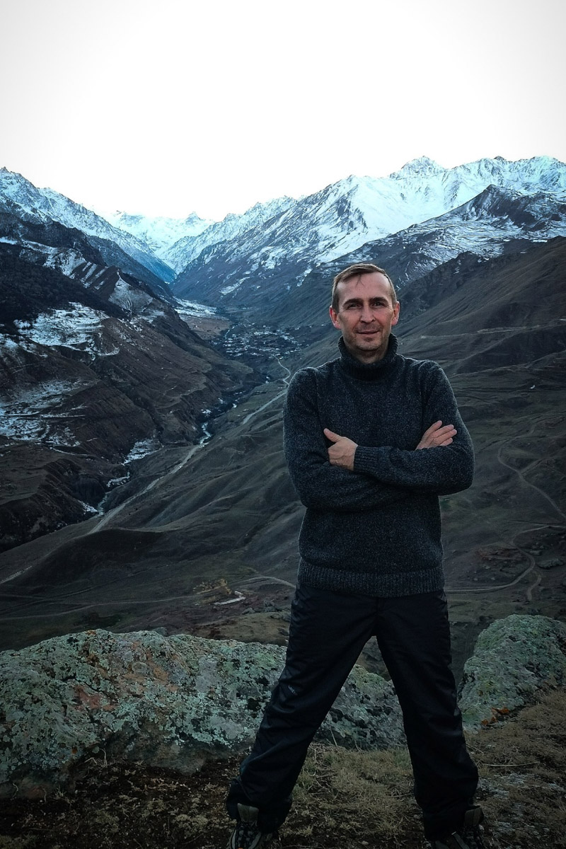 Владимирский фотограф Василий Никитинский провел отпуск в Кабардино-Балкарии. Приэльбрусье его покорило, а потому он всем рекомендует хоть раз в жизни посетить этот край. Своими впечатлениями мужчина поделился и с нашим изданием.