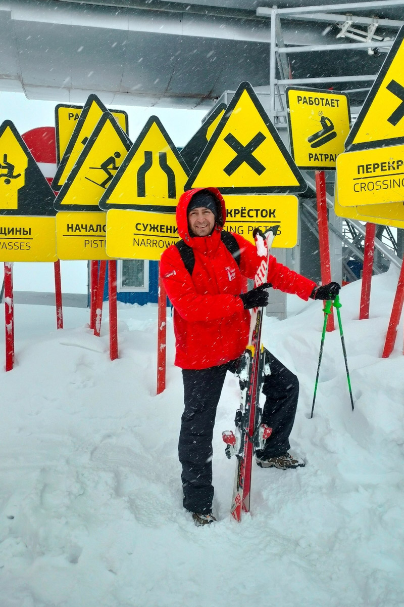 Владимирский фотограф Василий Никитинский провел отпуск в Кабардино-Балкарии. Приэльбрусье его покорило, а потому он всем рекомендует хоть раз в жизни посетить этот край. Своими впечатлениями мужчина поделился и с нашим изданием.