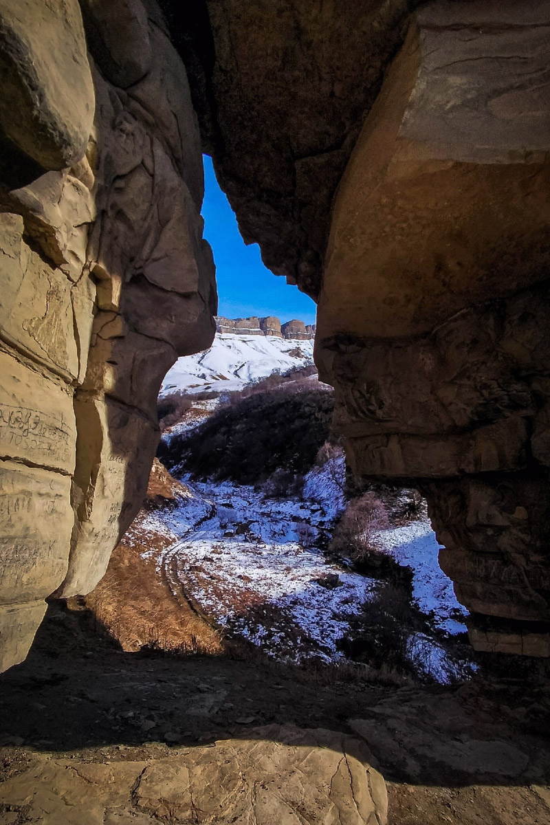 Владимирский фотограф Василий Никитинский провел отпуск в Кабардино-Балкарии. Приэльбрусье его покорило, а потому он всем рекомендует хоть раз в жизни посетить этот край. Своими впечатлениями мужчина поделился и с нашим изданием.