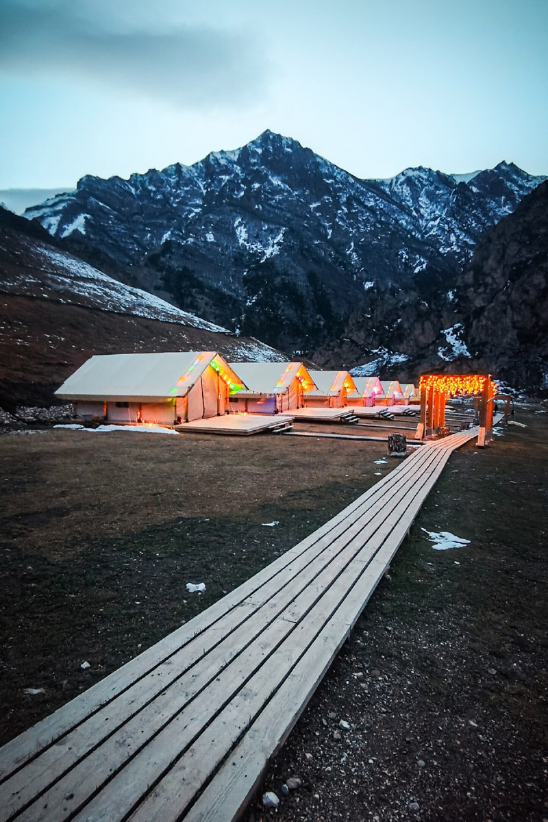 Владимирский фотограф Василий Никитинский провел отпуск в Кабардино-Балкарии. Приэльбрусье его покорило, а потому он всем рекомендует хоть раз в жизни посетить этот край. Своими впечатлениями мужчина поделился и с нашим изданием.