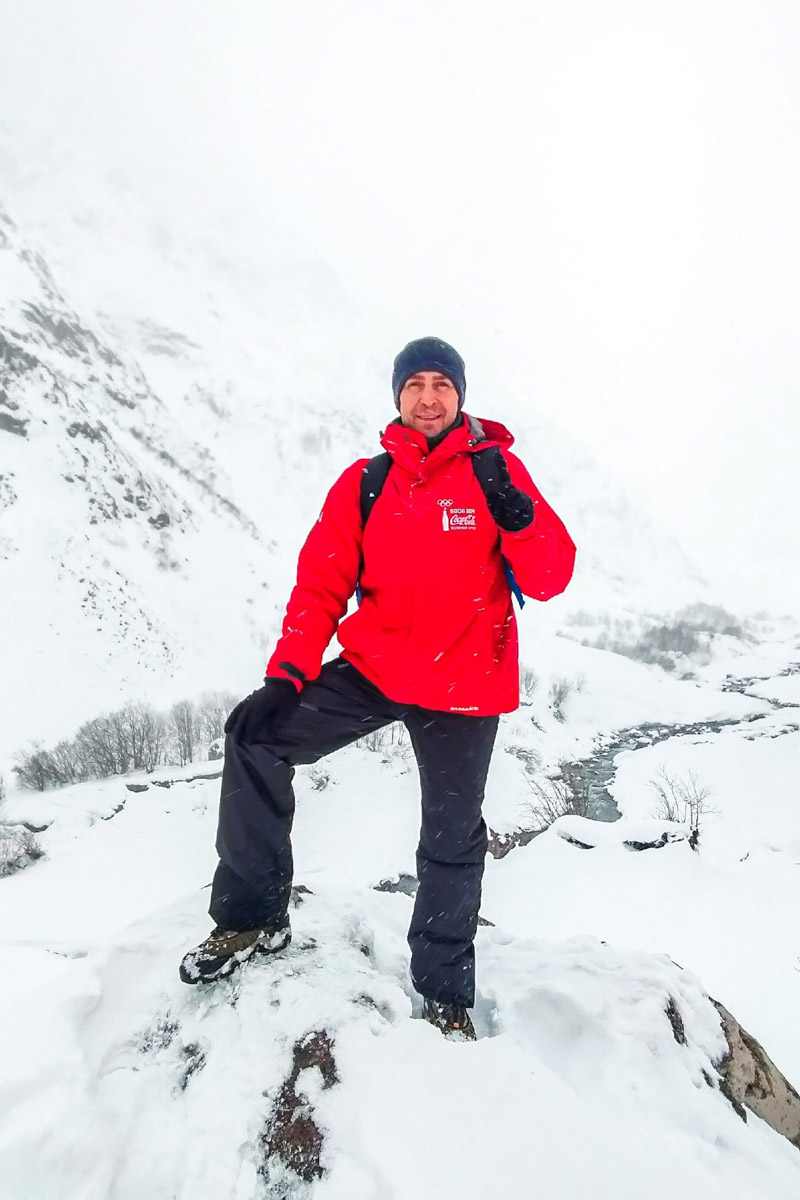 Владимирский фотограф Василий Никитинский провел отпуск в Кабардино-Балкарии. Приэльбрусье его покорило, а потому он всем рекомендует хоть раз в жизни посетить этот край. Своими впечатлениями мужчина поделился и с нашим изданием.