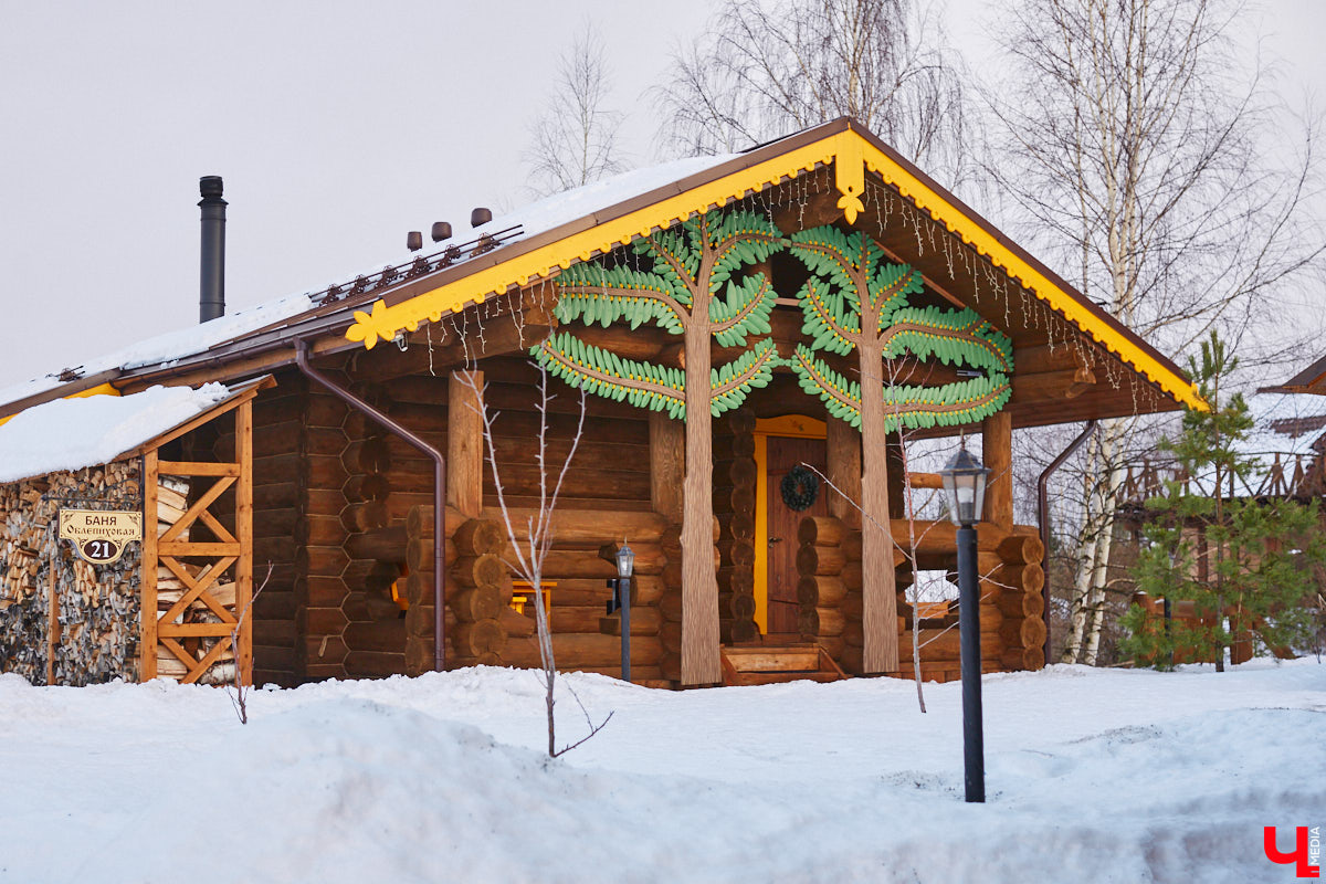 В Суздале масса интересных объектов, и в 2023 году их стало еще больше. Например, недалеко от центра построили новый спа-центр, где есть бассейн с подогревом, а также целый комплекс креативных зданий, стилизованных под времена года. «Ключ-Медиа» побывал в этом удивительном месте и узнал все подробности.