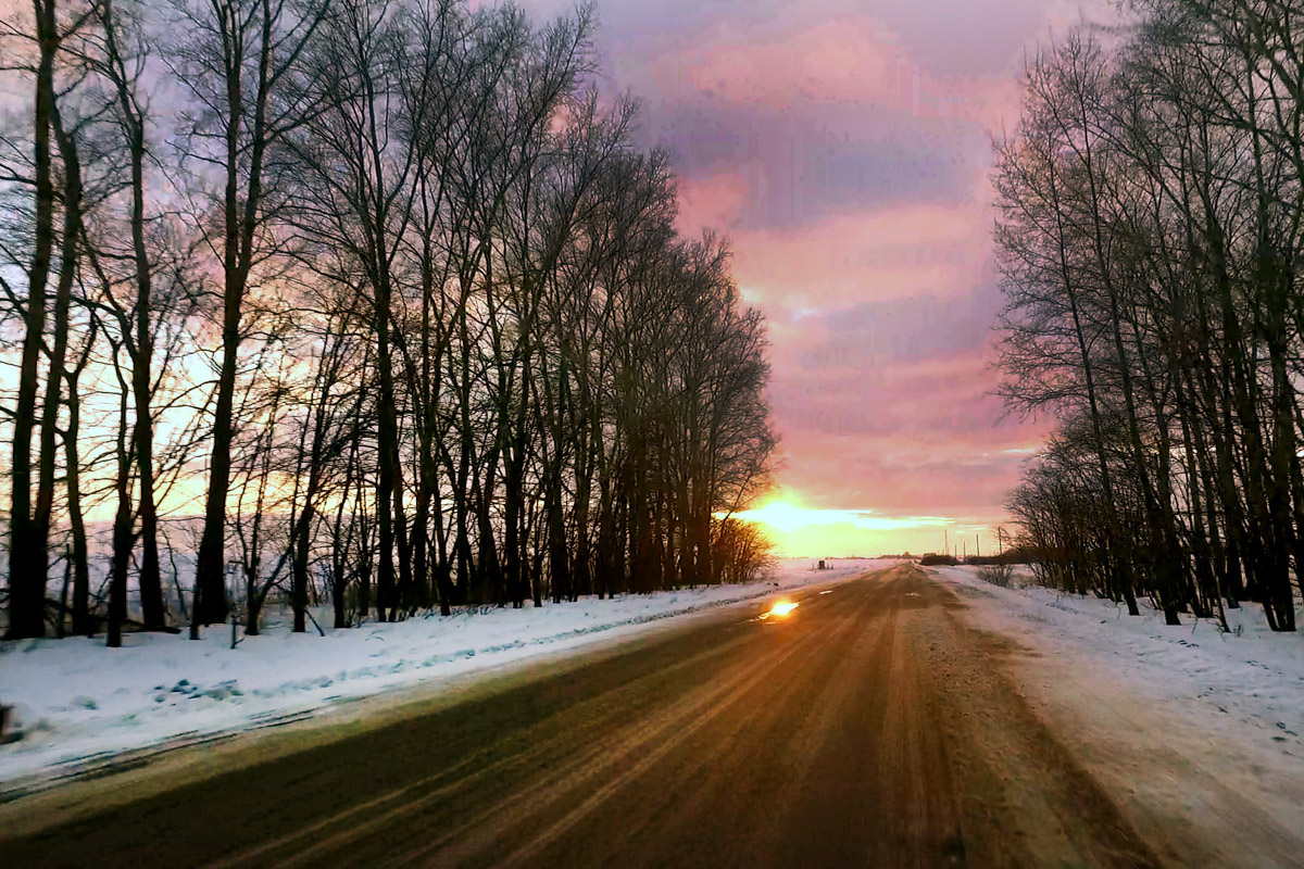 На носу у Суздаля еще одна весомая дата — 60 лет работы в кино. Дебютировал он в 1964 году сразу с тремя шедеврами. О том, как провинциальный город стал одной из крупнейших съемочных площадок, решила рассказать команда из Москвы. Ребята создали документальный фильм и поделились подробностями о нем с нашим изданием.
