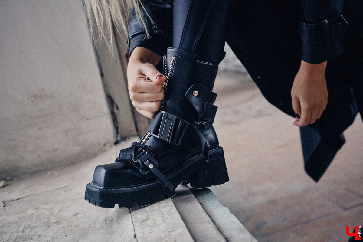 Эта девушка, без сомнения, яркая и творческая личность. А потому и наряды она выбирает себе под стать. Аутфиты отражают ее черты характера. Рассказываем, под какое настроение они были созданы и для каких ситуаций подходят.