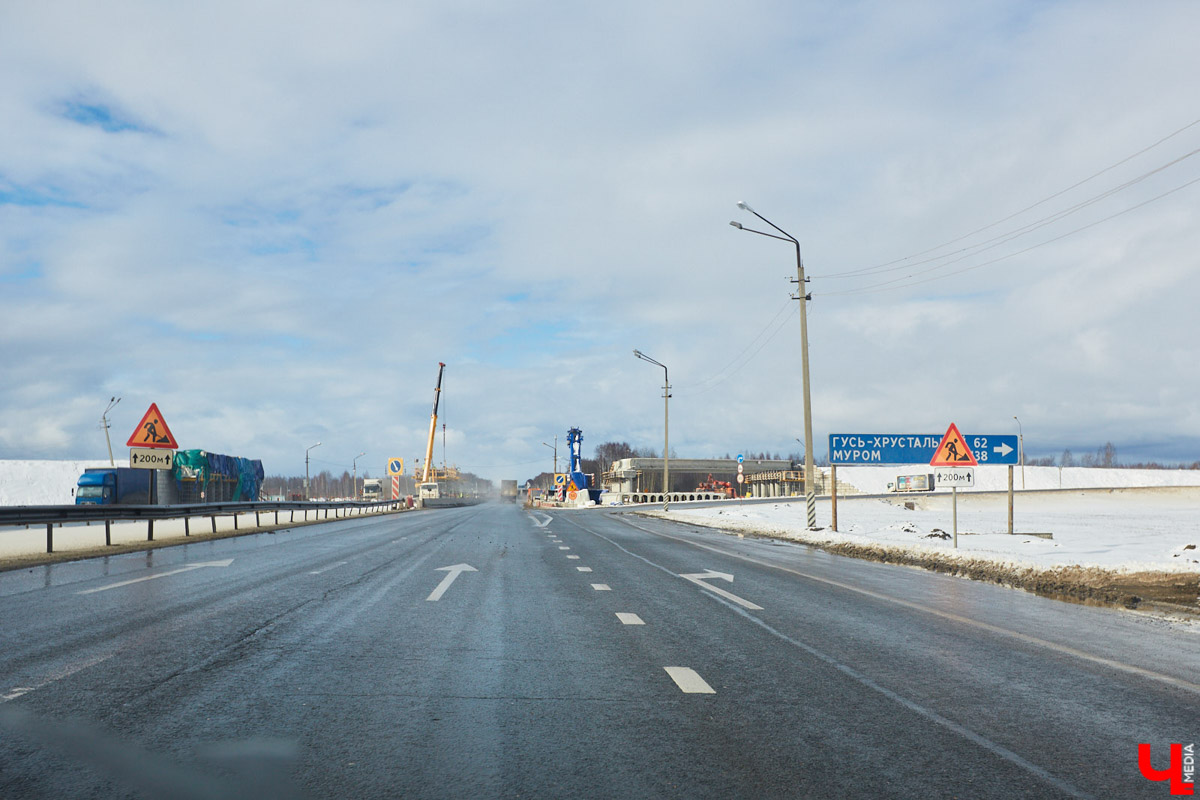 В конце декабря жителям микрорайонов Юрьевец и Пиганово пришлось здорово понервничать, ведь от обслуживания трех своих маршрутов отказался перевозчик «СитиЛайн». К счастью, их подхватили два других. Казалось бы, можно выдохнуть, но на этом сюрпризы на рынке общественного транспорта не закончились. Подробности читайте в нашем дорожном обзоре.