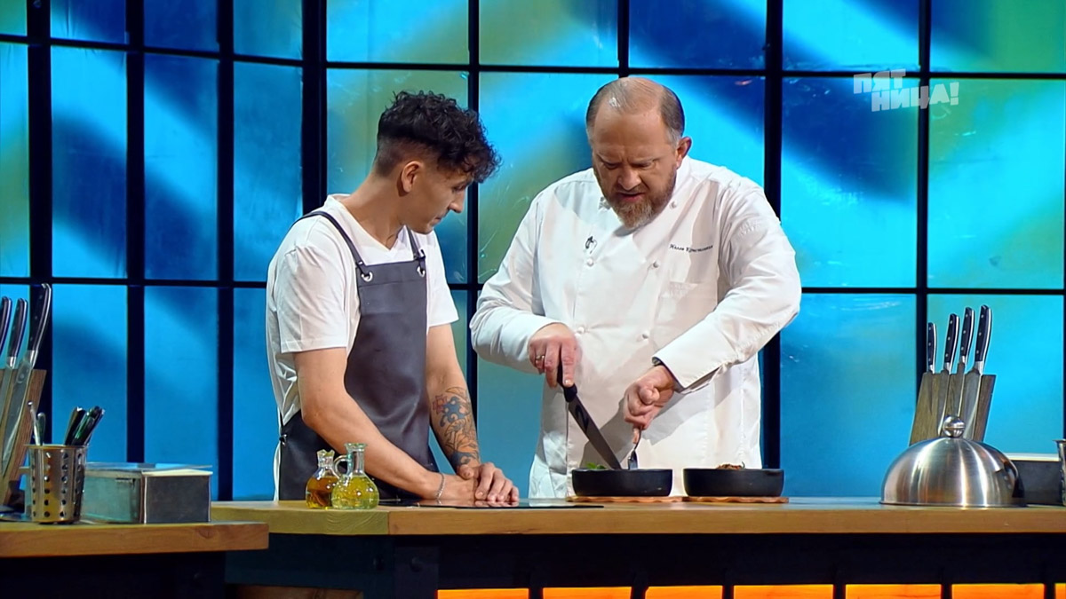 Владимирский повар Александр Сердюк принял участие в реалити-шоу «Молодые ножи». Выпуск программы на телеканале «Пятница!» прошел накануне и привлек внимание всех, кто стремится получить звезду «Мишлен».