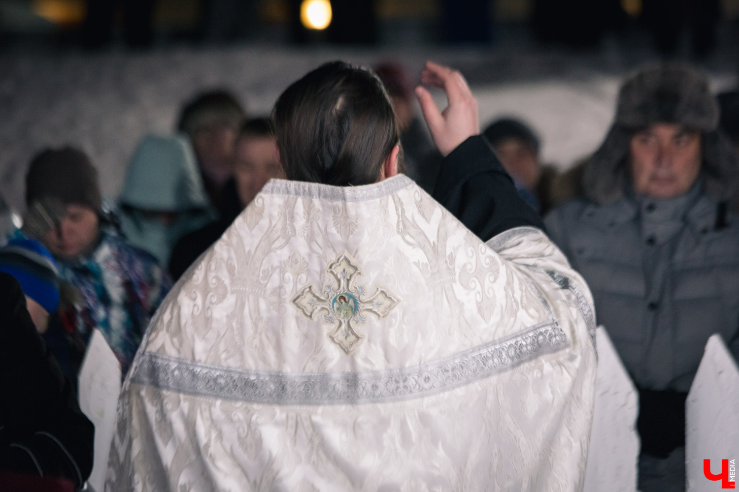 В ночь с 18 на 19 января самые морозоустойчивые владимирцы традиционным способом отметят православный праздник — Крещение. Для желающих окунуться в воду в регионе оборудуют 37 купелей. Две из них будут доступны для жителей областного центра.