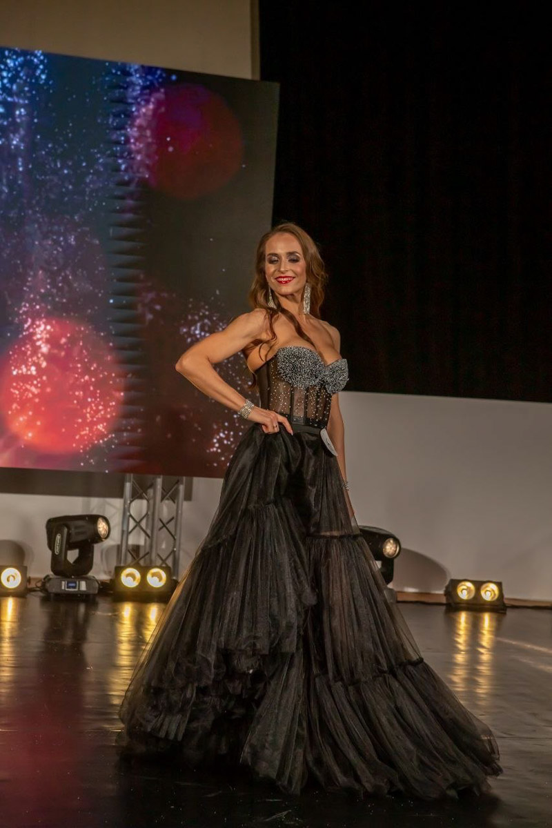 Анна Виноградова взяла Гран-при и главную корону всероссийского конкурса Grand Fashion Queen Russia. Также наш регион на нем представляли Ольга Гончарова и Полина Тихомирова, и они тоже не вернулись домой без трофеев.