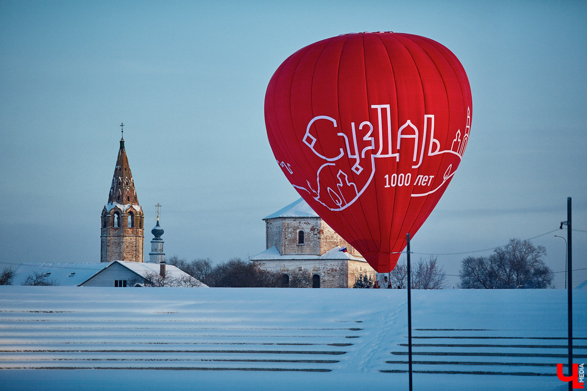 Владимирская область стала одним из главных претендентов на попадание в топ-10 самых посещаемых регионов России и теперь усиленно готовится к приему гостей. Для этого сразу в трех популярных городах области собираются возводить новые места для размещения туристов.