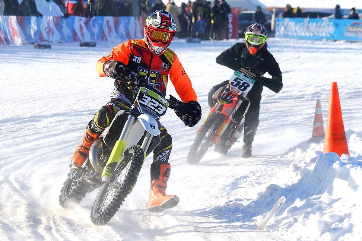 Прошедшие зимние выходные во Владимирской области были по-настоящему яркими. В регионе прошли сразу три атмосферные гонки. В Ковровском районе соревновались на собачьих упряжках и мотоциклах, а в Гусь-Хрустальном — на велосипедах и лыжах.