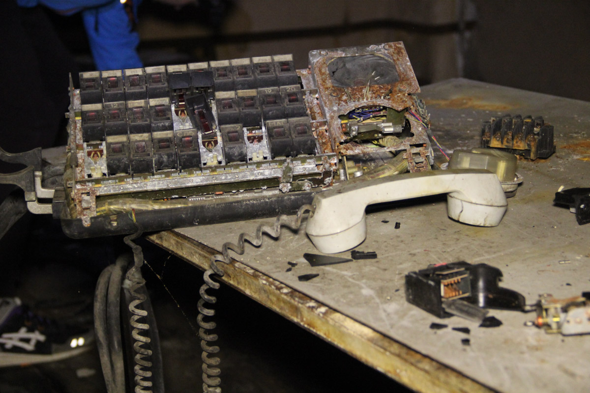 Владимирский тракторный завод знали во всем мире, а страны, где покупали нашу технику, исчислялись десятками. В 90-х у ВТЗ появились первые симптомы болезни, и довольно скоро гигант зачах. Что к этому привело, попытались разобраться местные журналисты. О продолжении своего документального проекта они рассказали «Ключ-Медиа».