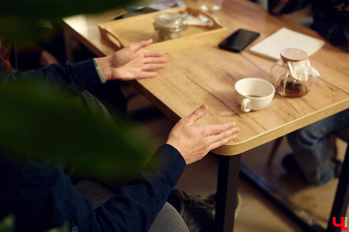 Владимирский тракторный завод знали во всем мире, а страны, где покупали нашу технику, исчислялись десятками. В 90-х у ВТЗ появились первые симптомы болезни, и довольно скоро гигант зачах. Что к этому привело, попытались разобраться местные журналисты. О продолжении своего документального проекта они рассказали «Ключ-Медиа».