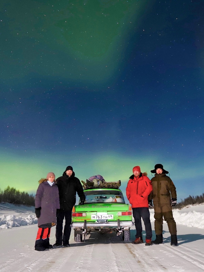 Все еще смотрите на советские авто со снисхождением? А команда из четырех человек доехала на «москвиче» 1981 года до севера Якутии! Наталья Шиповская из Александрова приняла участие в экстрим-вояже. О поломках на диком морозе и впечатляющих местах она рассказала нашему изданию.