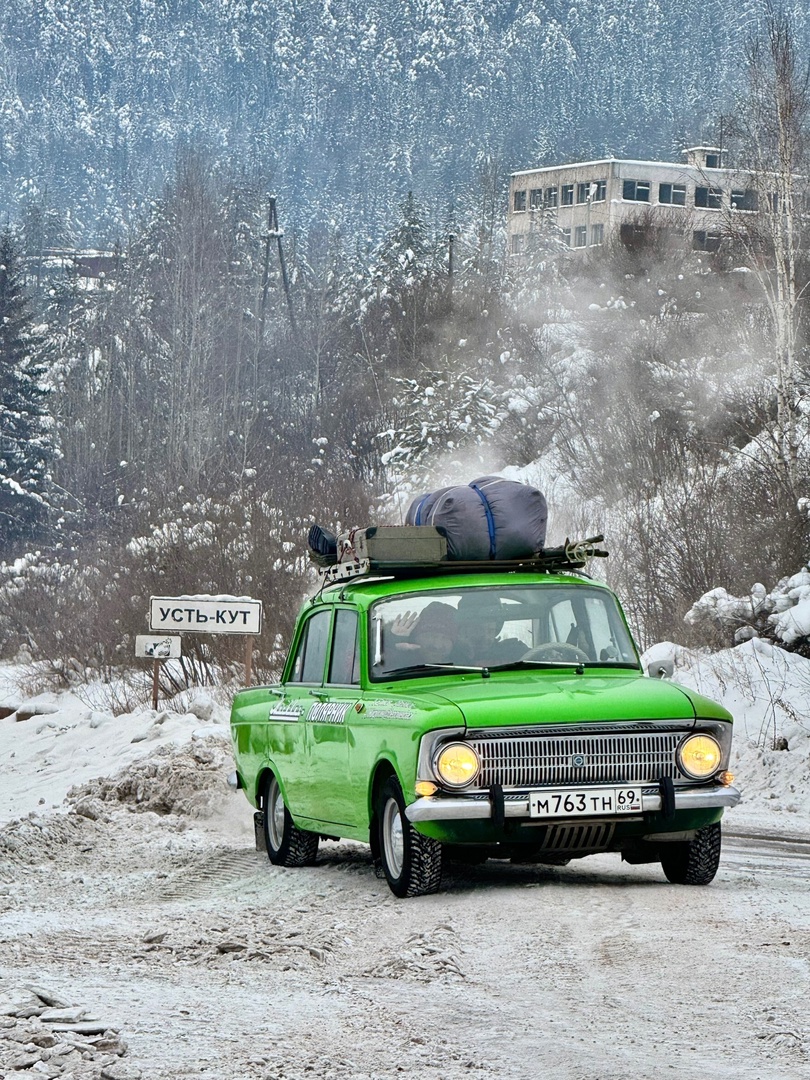 Все еще смотрите на советские авто со снисхождением? А команда из четырех человек доехала на «москвиче» 1981 года до севера Якутии! Наталья Шиповская из Александрова приняла участие в экстрим-вояже. О поломках на диком морозе и впечатляющих местах она рассказала нашему изданию.