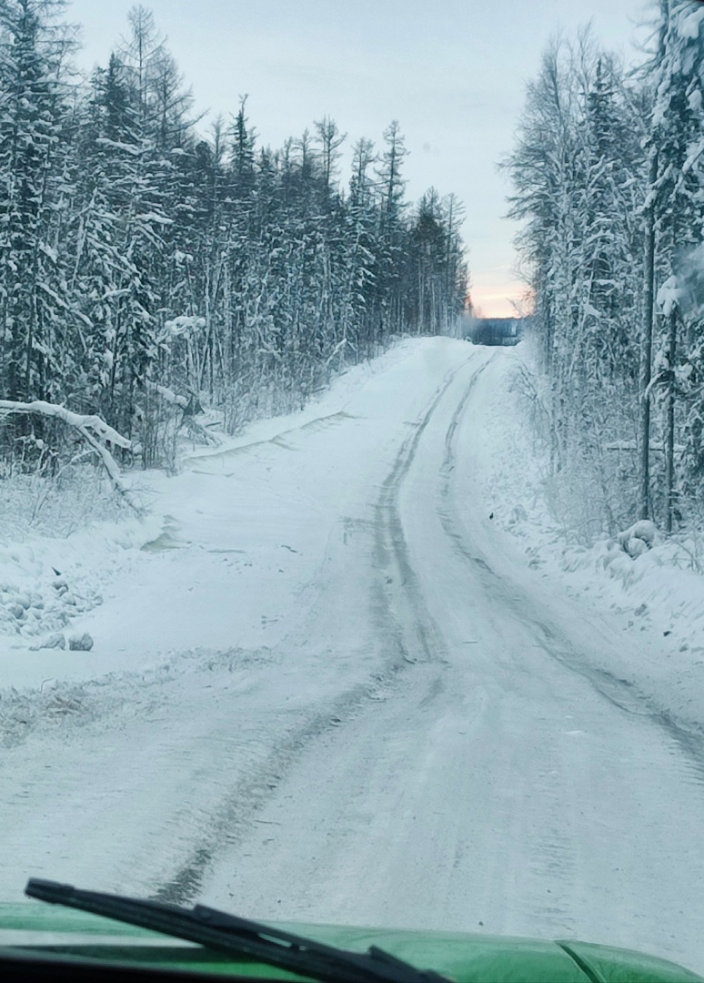 Все еще смотрите на советские авто со снисхождением? А команда из четырех человек доехала на «москвиче» 1981 года до севера Якутии! Наталья Шиповская из Александрова приняла участие в экстрим-вояже. О поломках на диком морозе и впечатляющих местах она рассказала нашему изданию.