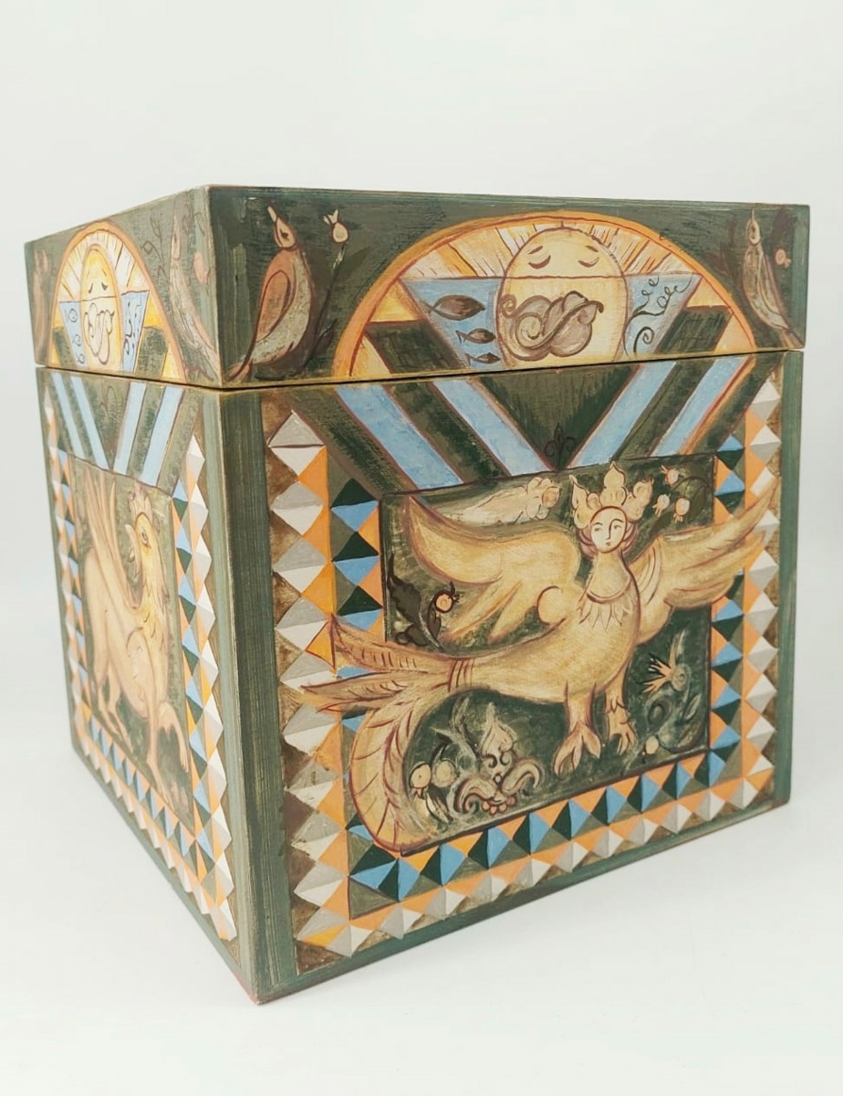 Владимиро-Суздальский музей-заповедник назвал победителей открытого конкурса на создание уникальных сувениров к 1000-летию Суздаля. Свои заявки прислали около 70 мастеров со всей России, но выиграть удалось лишь четверым. Давайте же познакомимся с ними, а также их работами.