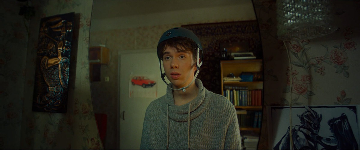 Попадание треков наших исполнителей в громкие проекты стало уже хорошей традицией. Но кольчугинские музыканты Школьник и Бау задали новую планку: за год их композиции прозвучали сразу в трех сериалах с высоким рейтингом: «Лада Голд», «Стрим» и «Волшебный участок». В этот список мог войти и кинохит «Слово пацана».