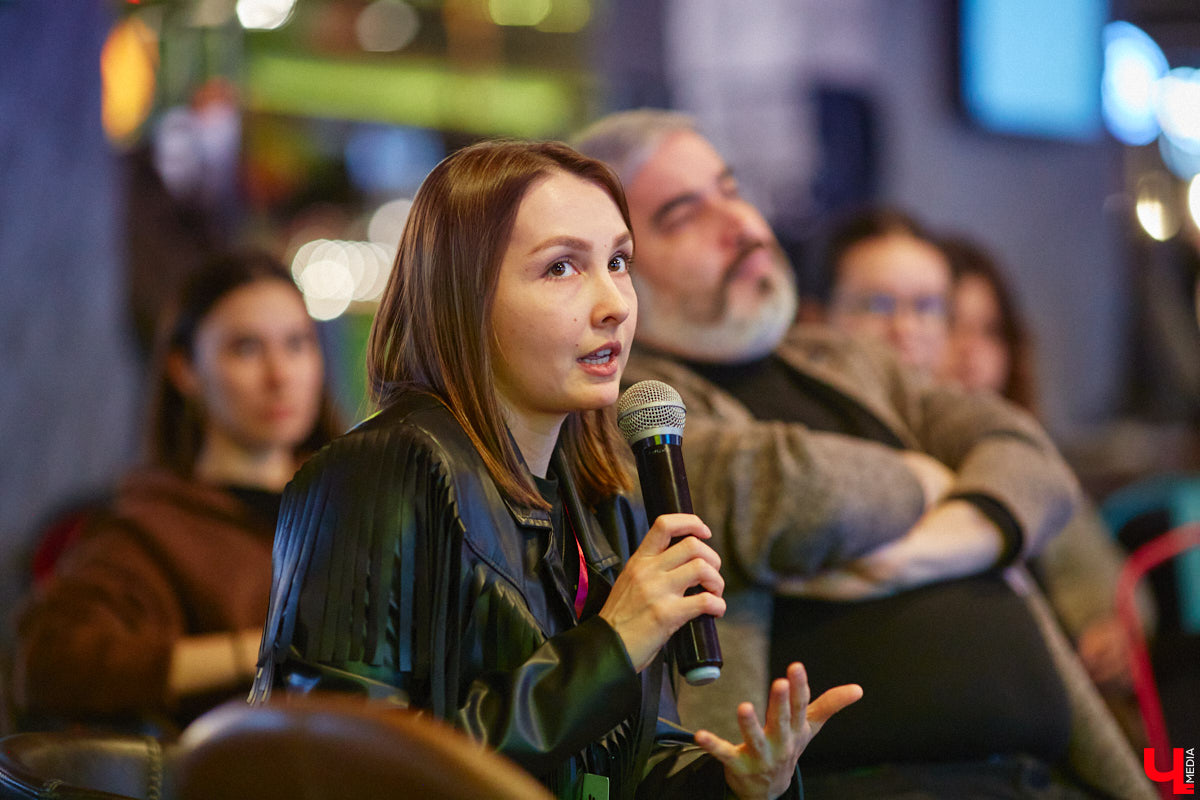 А что, если нам под силу изменить окружающую действительность? Это не безумие, а факт, доказанный массой успешных практик. Именно ими с владимирцами делились эксперты со всех уголков страны на урбанистическом фестивале «ПереосмыслениеФЕСТ-2024» 25 февраля. Что предлагали и о чем дискутировали его участники — в фоторепортаже «Ключ-Медиа».