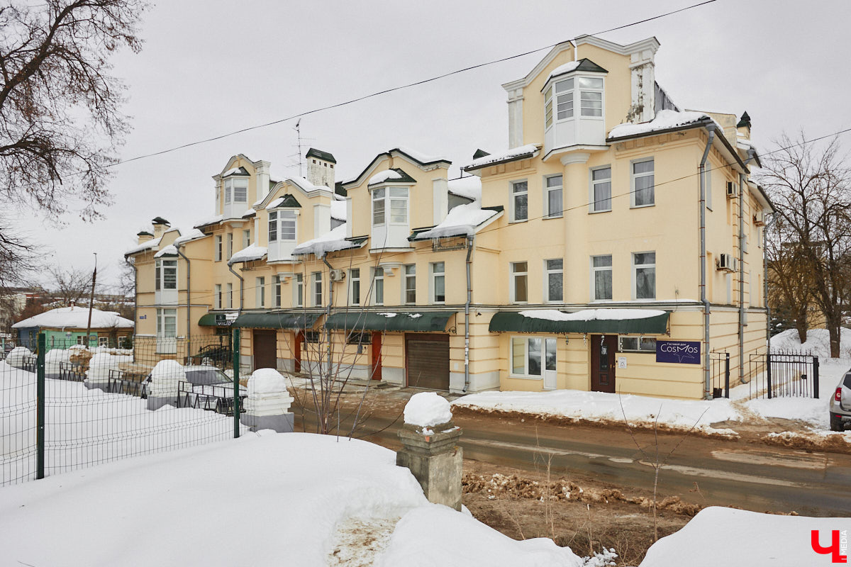 Во Владимире выставили на продажу сразу несколько крупных объектов. Все они расположены недалеко от центра и могут показаться весьма привлекательными для инвесторов. Цены, конечно, кусаются, но ведь и сами локации в городе известны многим.