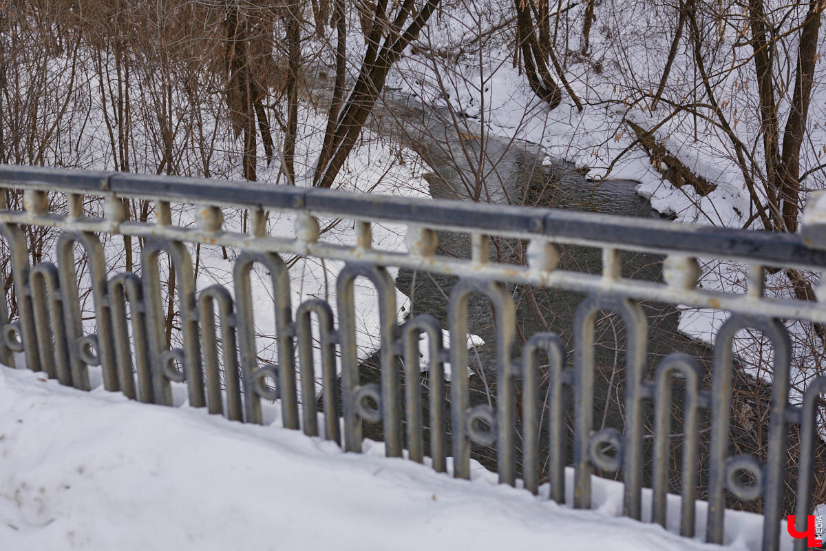 Как лодку назовешь, так она и поплывет. Интересно, а с городскими объектами инфраструктуры сработает эта истина? Участник топонимической комиссии Владимира Дмитрий Жученко пояснил нашему изданию, зачем мостам областного центра стоит присваивать звучные имена в честь великих князей.